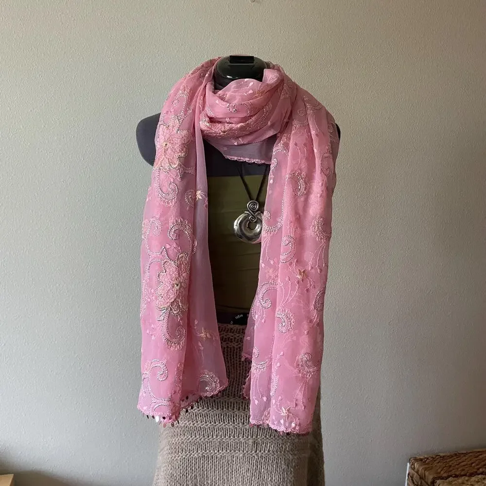Y2K vintage 2000s pink embroidered beaded scarf shawl wrap floral - Picture 4 of 7